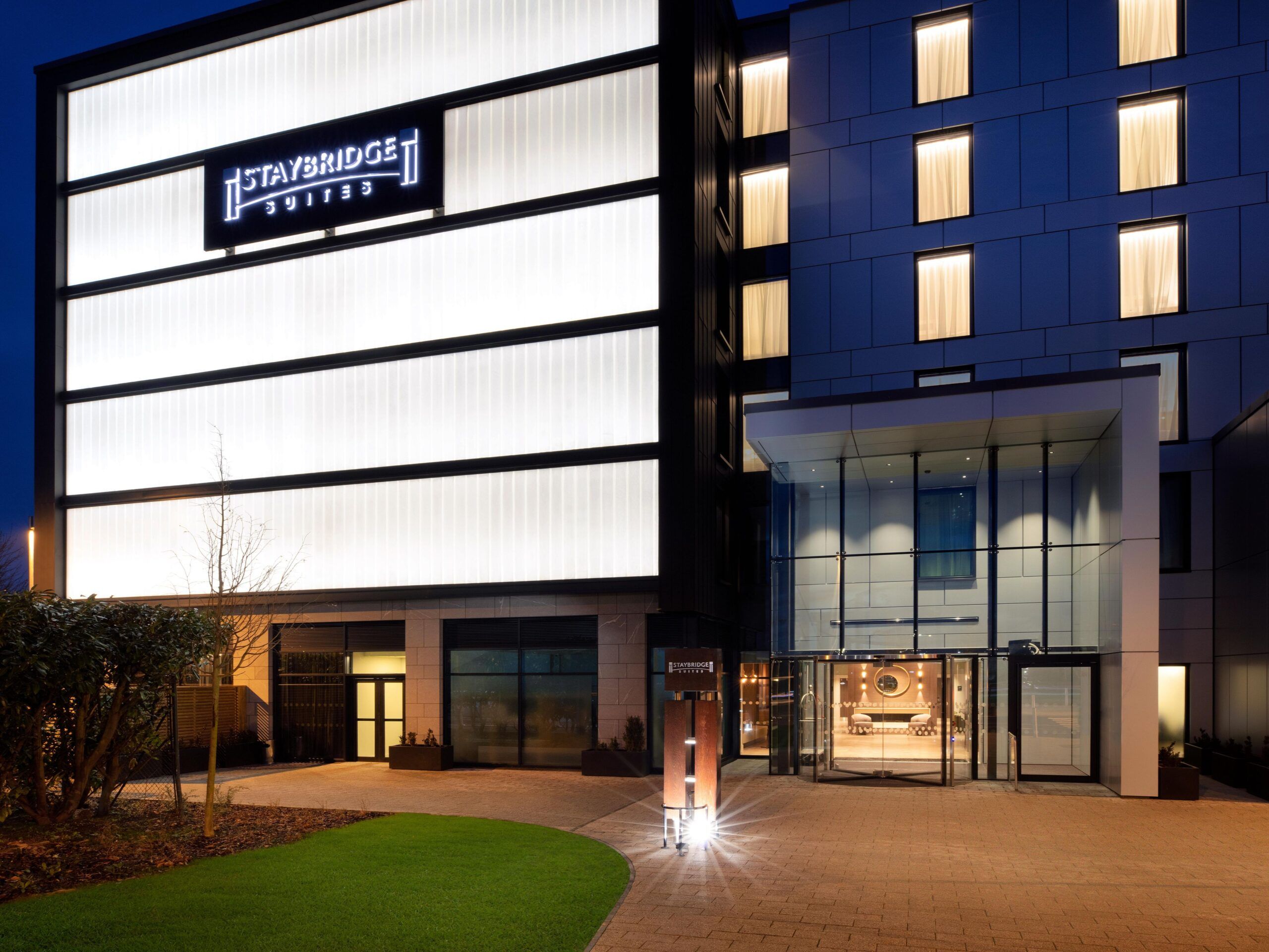 Staybridge Suites London Heathrow – Bath Road, an IHG Hotel: Your Perfect Stay Near Heathrow Airport
