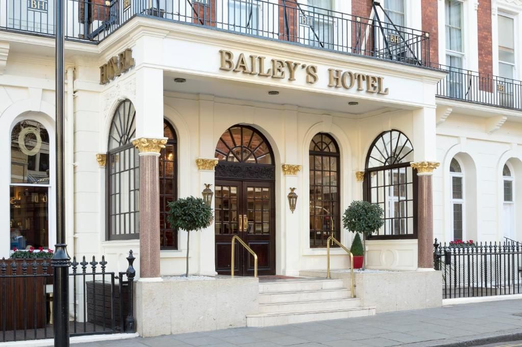Top 12 Hotels Near Camden Market: A Guide to the Best Stays in the Heart of London