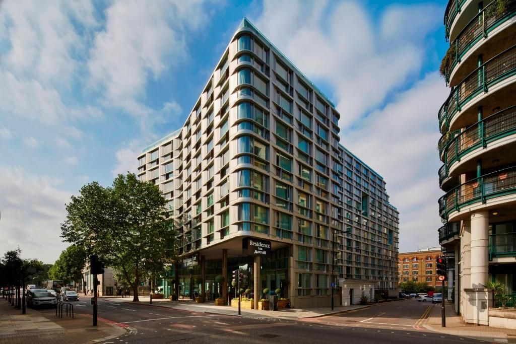 Best Hotels Near London’s Camden Town: Top Places to Stay for Your London Adventure