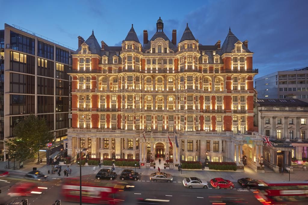 Luxury Hotels Near Hyde Park London: Your Ultimate Guide to the Best Stays