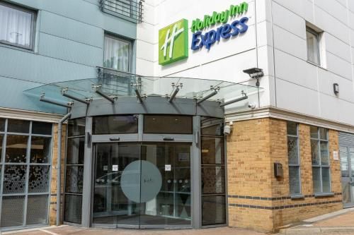 Holiday Inn Express London – Croydon, an IHG Hotel: The Perfect Stay in Croydon, London