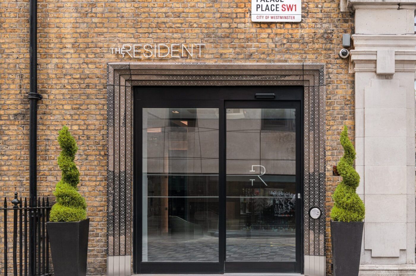 The Resident Victoria: A Dream Stay in the Heart of London