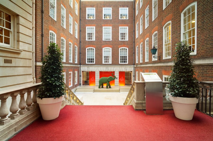 Apex Temple Court Hotel: Discover the Perfect Stay in London’s Historic Heart
