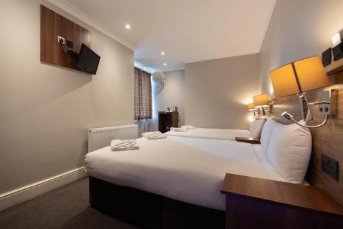 Ascot Hyde Park Hotel: The Chic London Stay You’ve Been Searching For