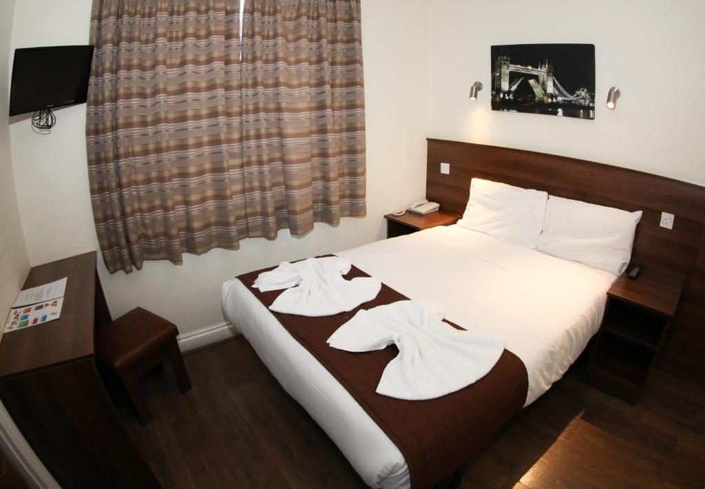 Ascot Hyde Park Hotel: The Chic London Stay You’ve Been Searching For