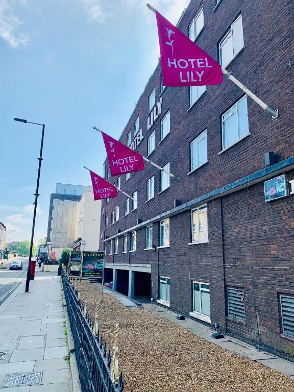 Best Hotels Near London’s Camden Town: Top Places to Stay for Your London Adventure