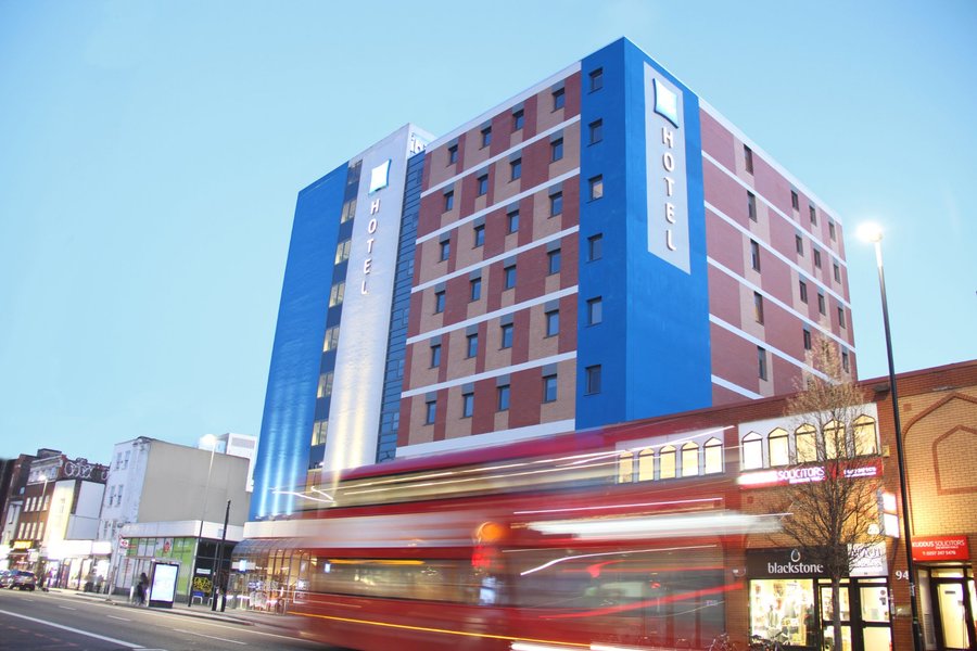 Budget-Friendly Hotels Near London’s Leicester Square: Stay Smart and Save Big!