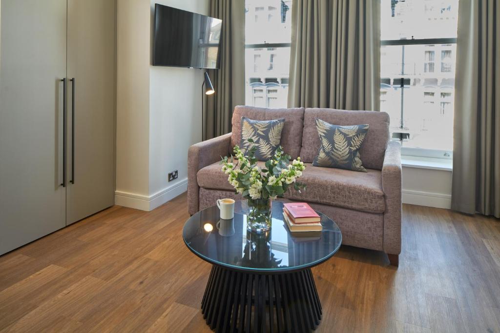 Cheval Harrington Court: Your Perfect Home Away from Home in South Kensington