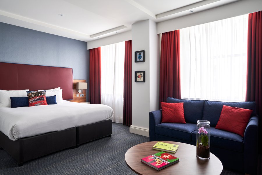 Discover The Cumberland: Your Ultimate Stay in Manly &#8211; A Hidden Gem at Tommy Miahs Raj Hotel London