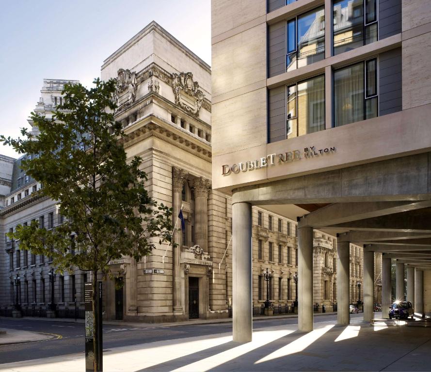 DoubleTree by Hilton London &#8211; Docklands Riverside: Your Perfect Stay with a Waterfront View in London