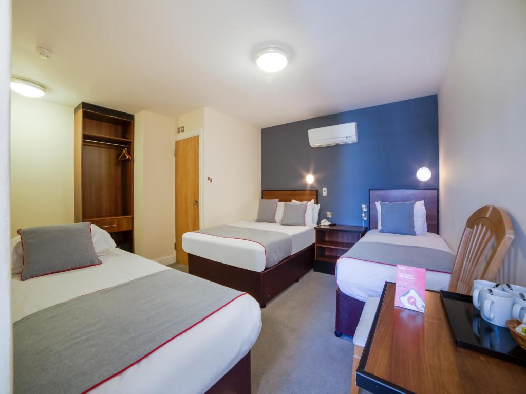 Elysee Hyde Park: A Stylish Stay in the Heart of London for Every Traveler