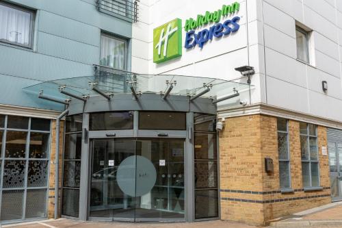 Holiday Inn Express London &#8211; Croydon, an IHG Hotel: The Perfect Stay in Croydon, London