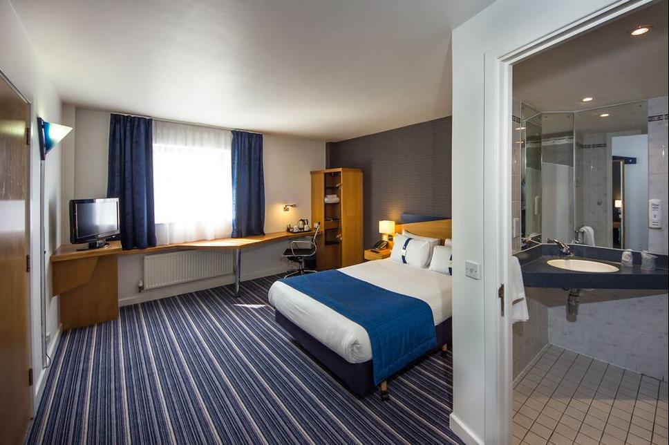 Holiday Inn Express London-Royal Docks, Docklands, an IHG Hotel: The Ultimate Getaway in London