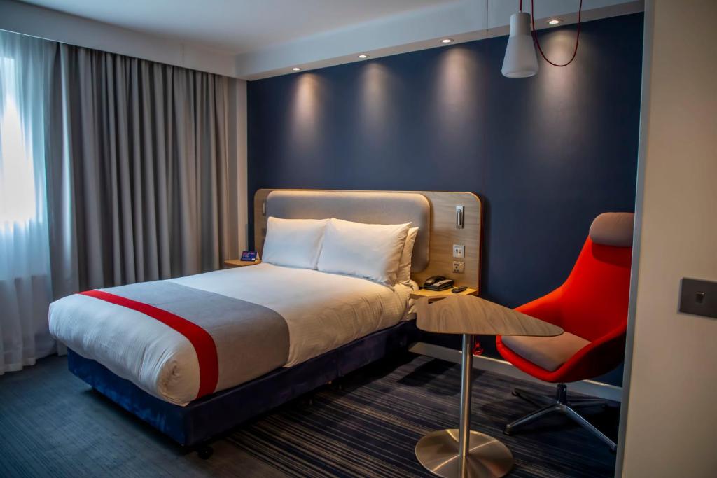 Holiday Inn Express London-Royal Docks, Docklands, an IHG Hotel: The Ultimate Getaway in London