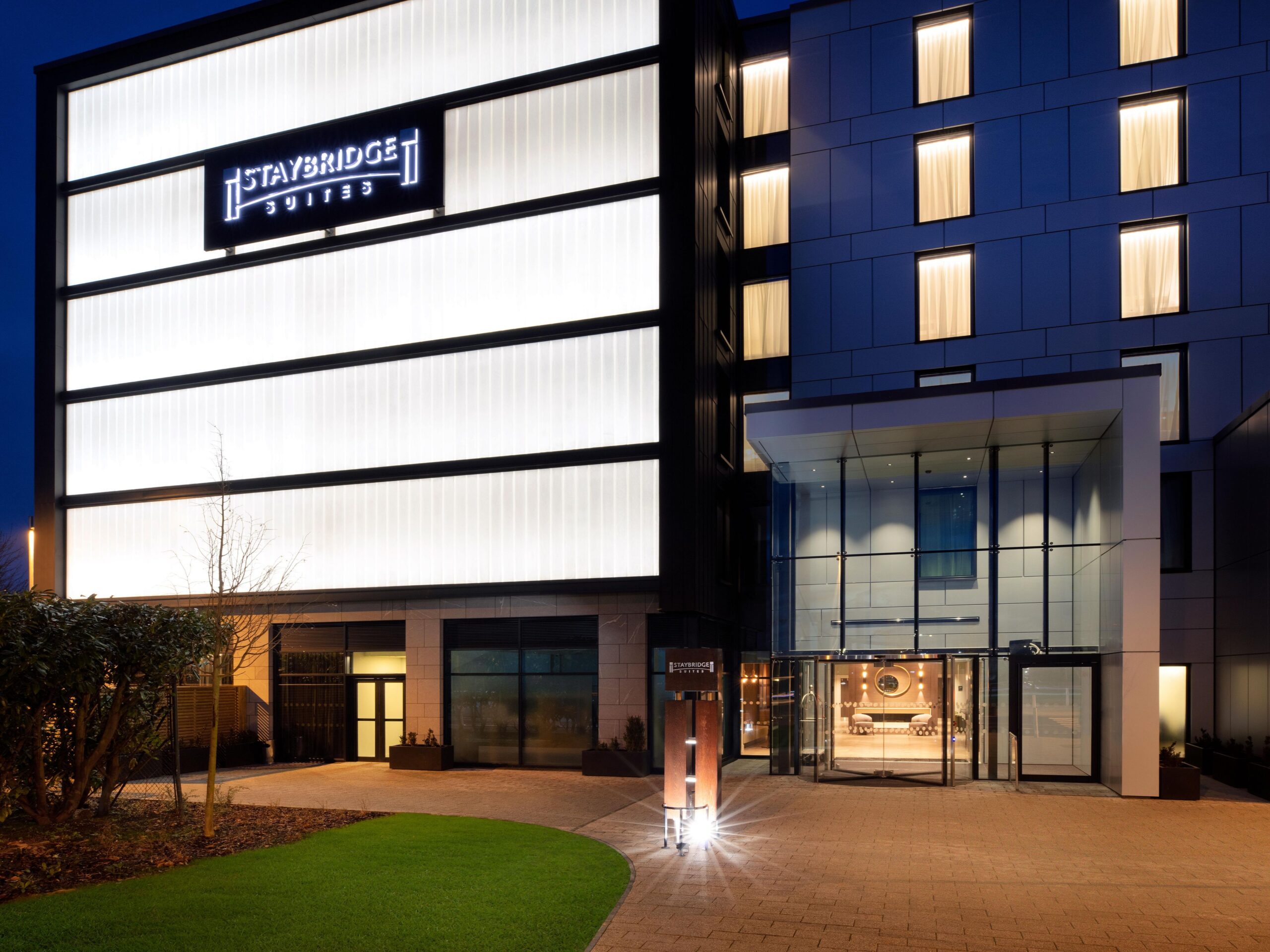 Hotels with Free Wi-Fi in Central London: The Best Spots to Stay Connected