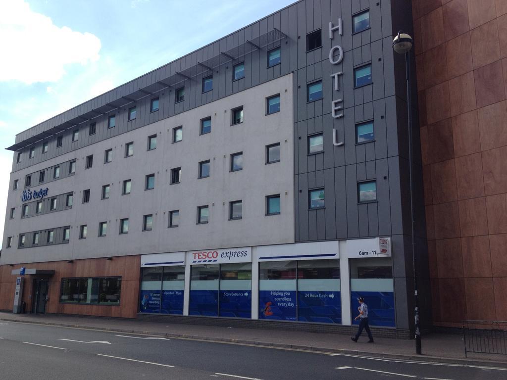 Ibis Budget London Hounslow: The Ultimate Affordable Stay Near Heathrow