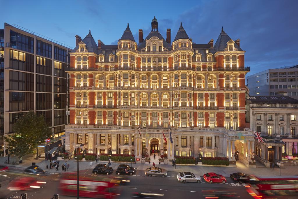 Luxury Hotels Near Hyde Park London: Your Ultimate Guide to the Best Stays
