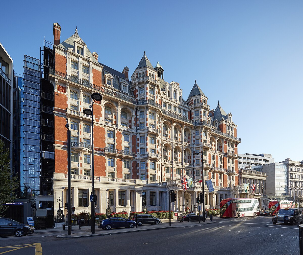 Mandarin Oriental Hyde Park, London: A Luxurious Escape in the Heart of the City