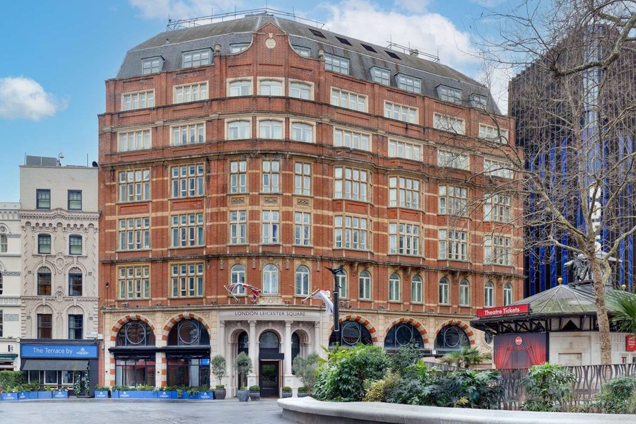 Radisson Blu Hotel, London Leicester Square: The Ultimate Destination for Luxury and Comfort in London