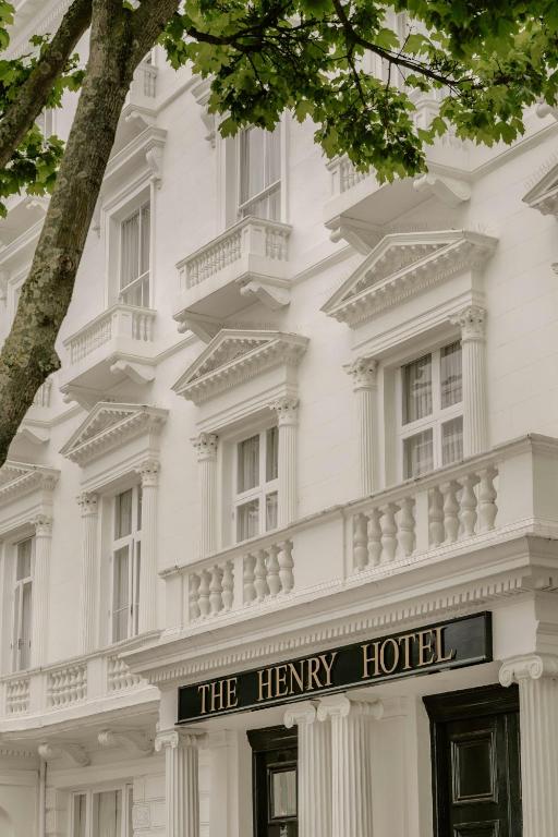 The Henry Hotel Bayswater: Your Ultimate Guide to a Chic Stay in London