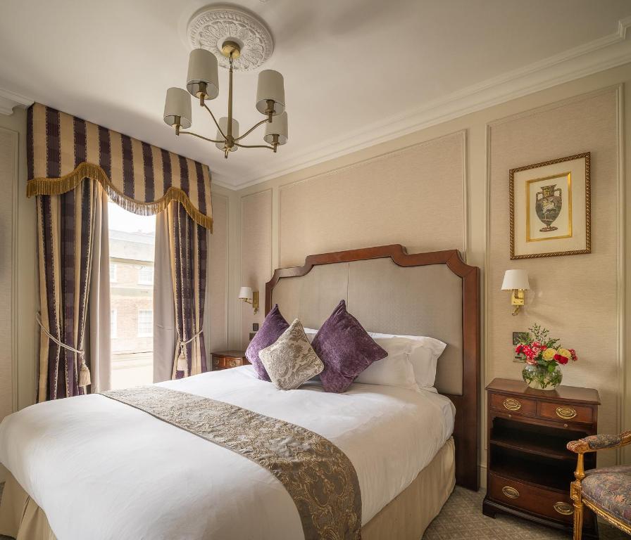 The Leonard Hotel: Your Stylish Escape in Central London