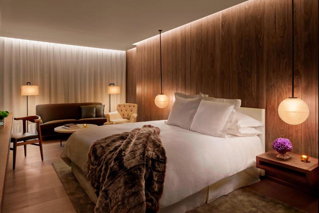 The London EDITION: Where Luxury Meets Modern Elegance in the Heart of London