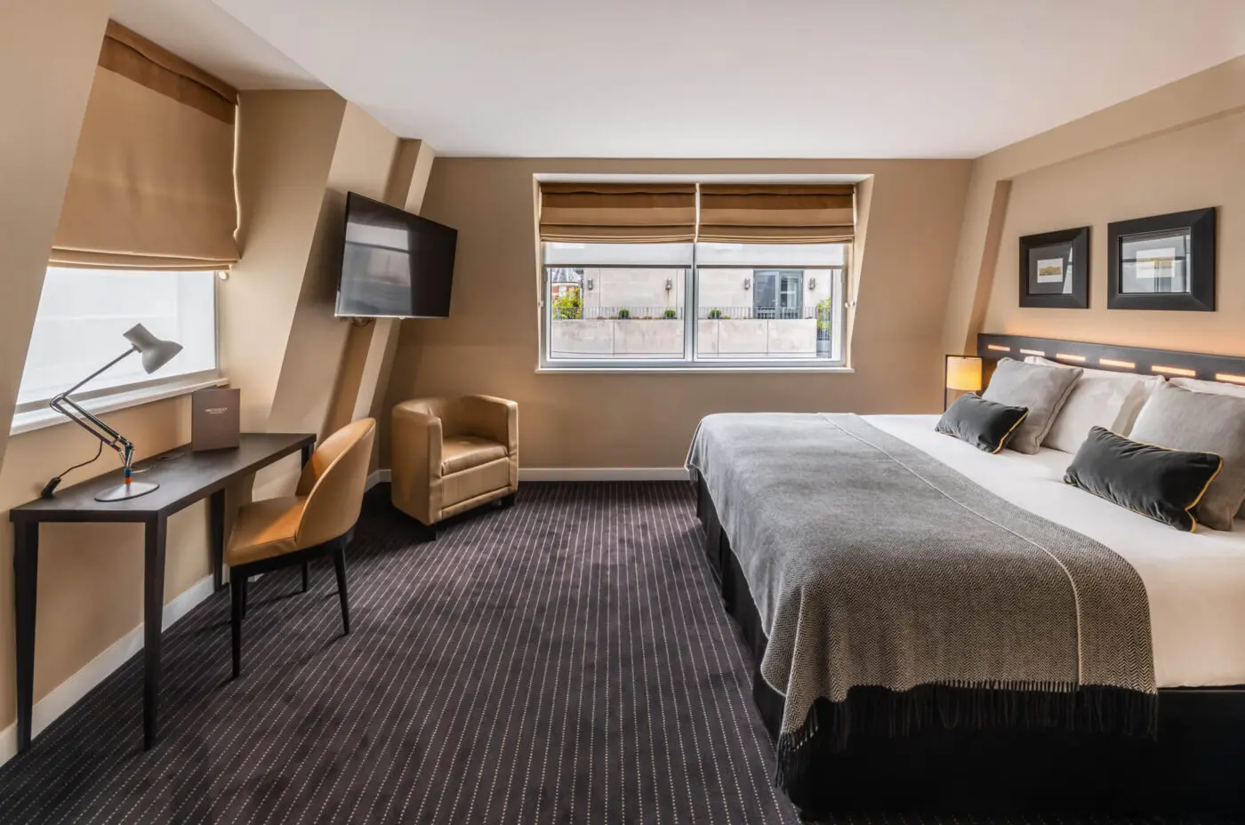 The Resident Victoria: A Dream Stay in the Heart of London