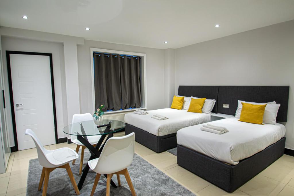 Top 10 Best Hotels Near Covent Garden Market: Your Ultimate Guide to Stylish Stays in London