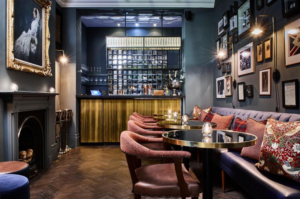 Tophams Hotel: A Charming Stay in the Heart of London for Every Traveler