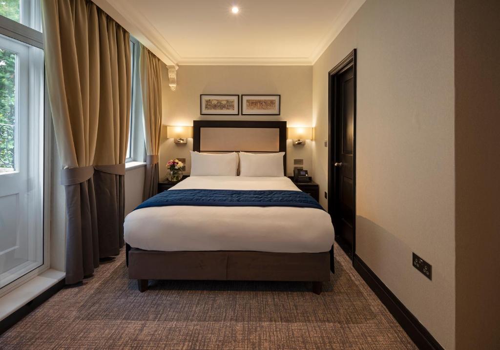 Wellington Hotel by Blue Orchid: A Hidden Gem in Central London That Redefines Comfort