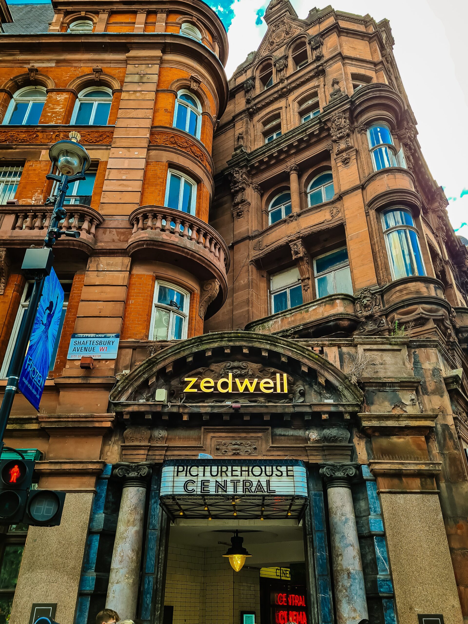 Zedwell Piccadilly Circus: A Hidden Gem in the Heart of London’s Entertainment Hub