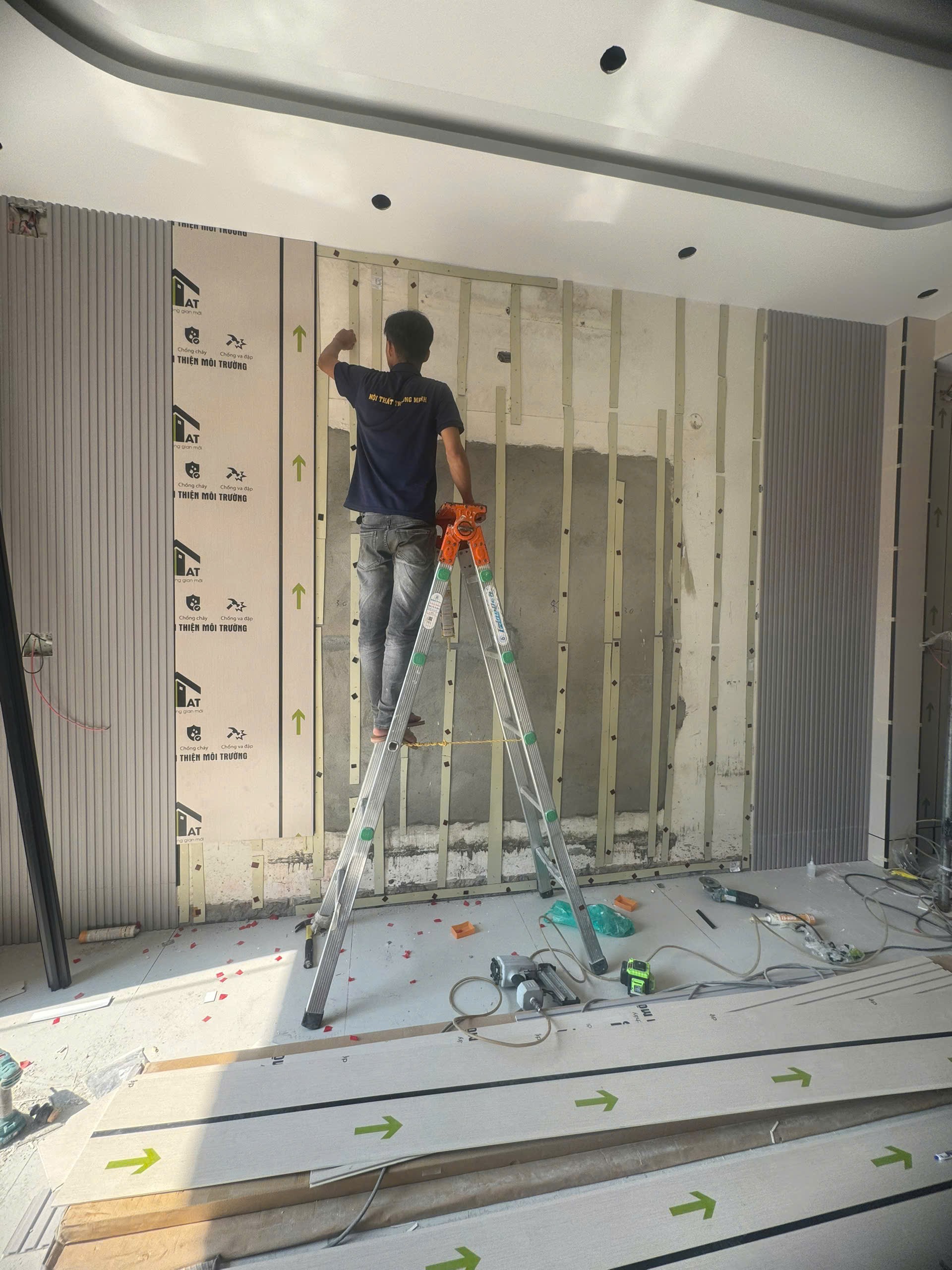 Tommy Miah’s Raj Hotel Chooses Click-Lock Vinyl Flooring from Tan Truong Minh Interior